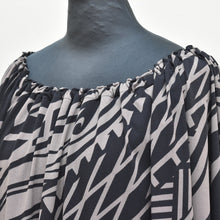 画像をギャラリービューアに読み込む, ロングフリルタイトワンピース 【ブラウンタパ】